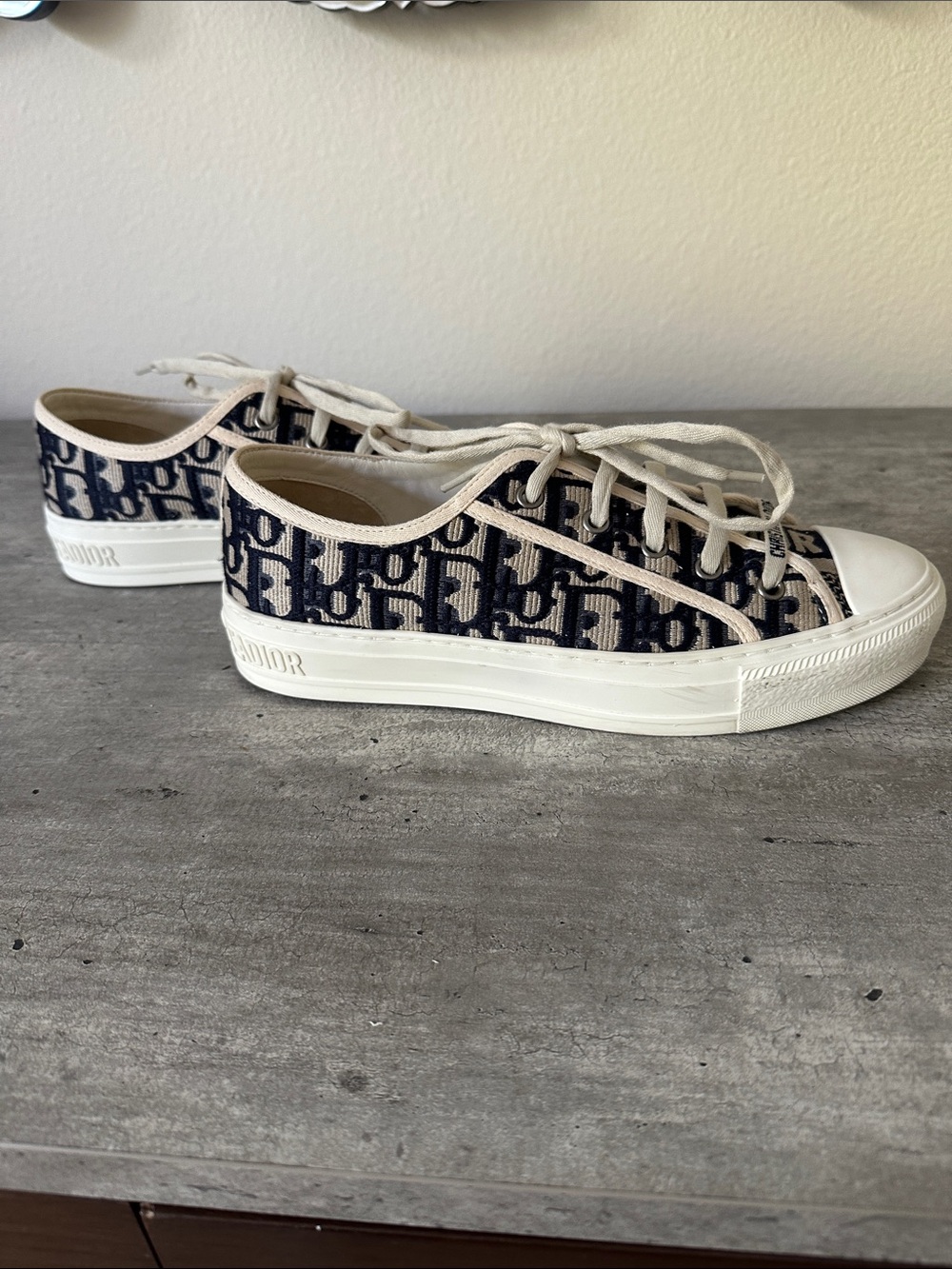 Dior Walk’N’Dior Navy & Cream Oblique Embroidered Logo Low-Top Sneakers Size 38 - Picture 7 of 12
